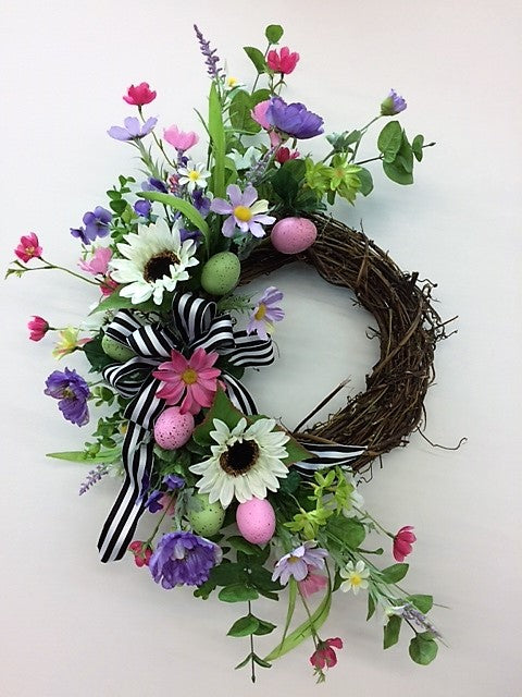 Gallery/Eng172 - April's Garden Wreath