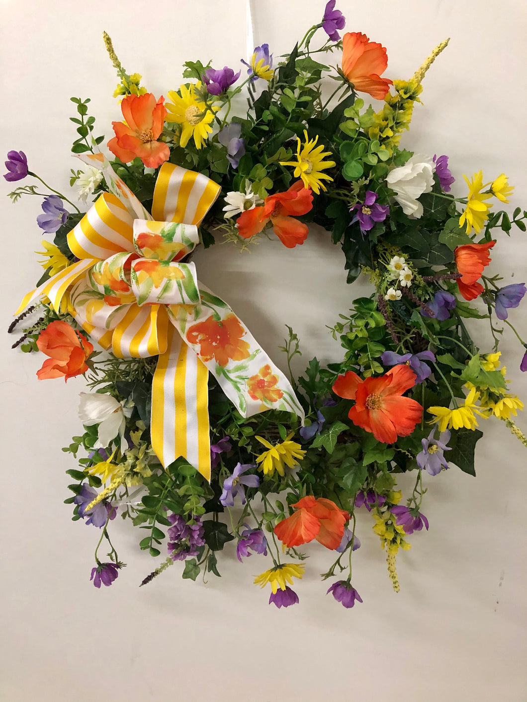Gallery/Eng173 - April's Garden Wreath