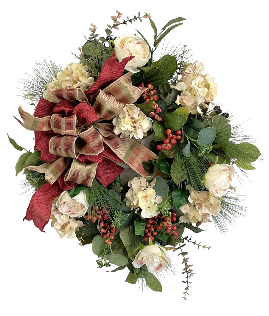 Cream and Cranberry Winter Wreath/TRANS184