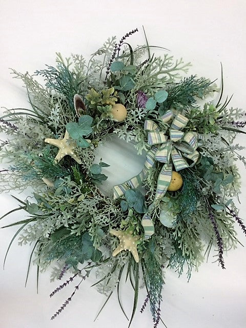 Gallery/AV12 - April's Garden Wreath