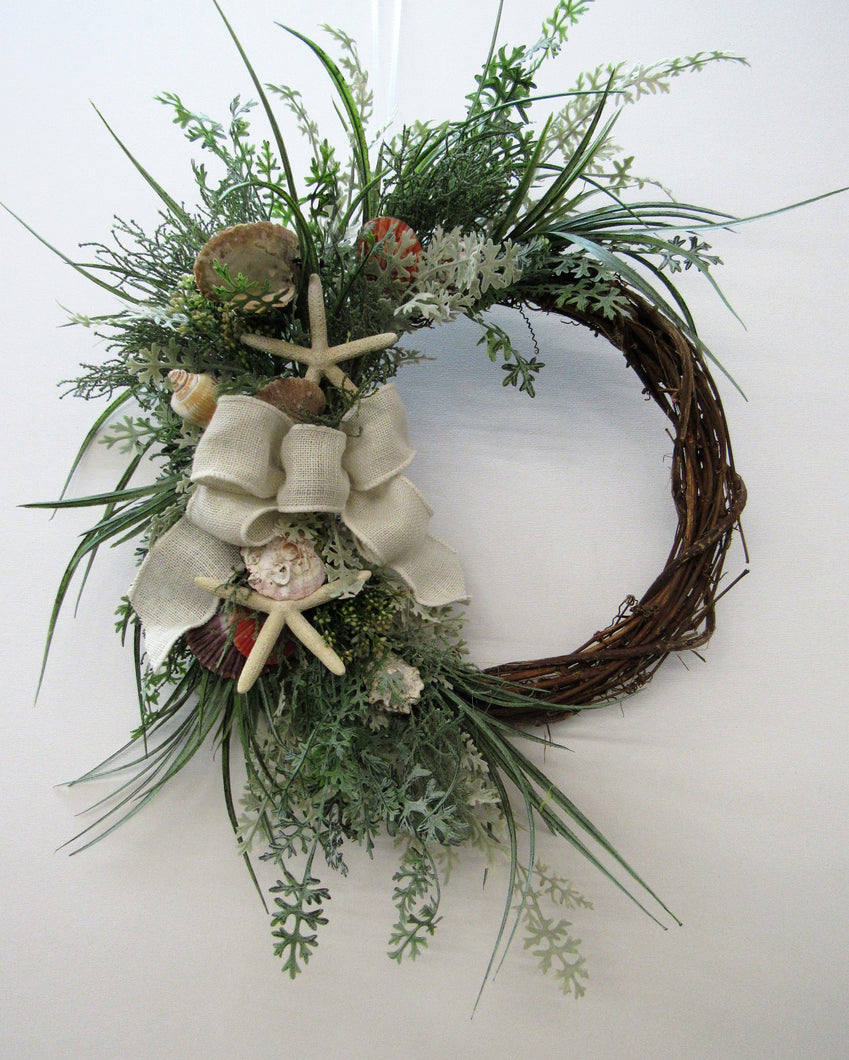 Gallery/AV17 - April's Garden Wreath