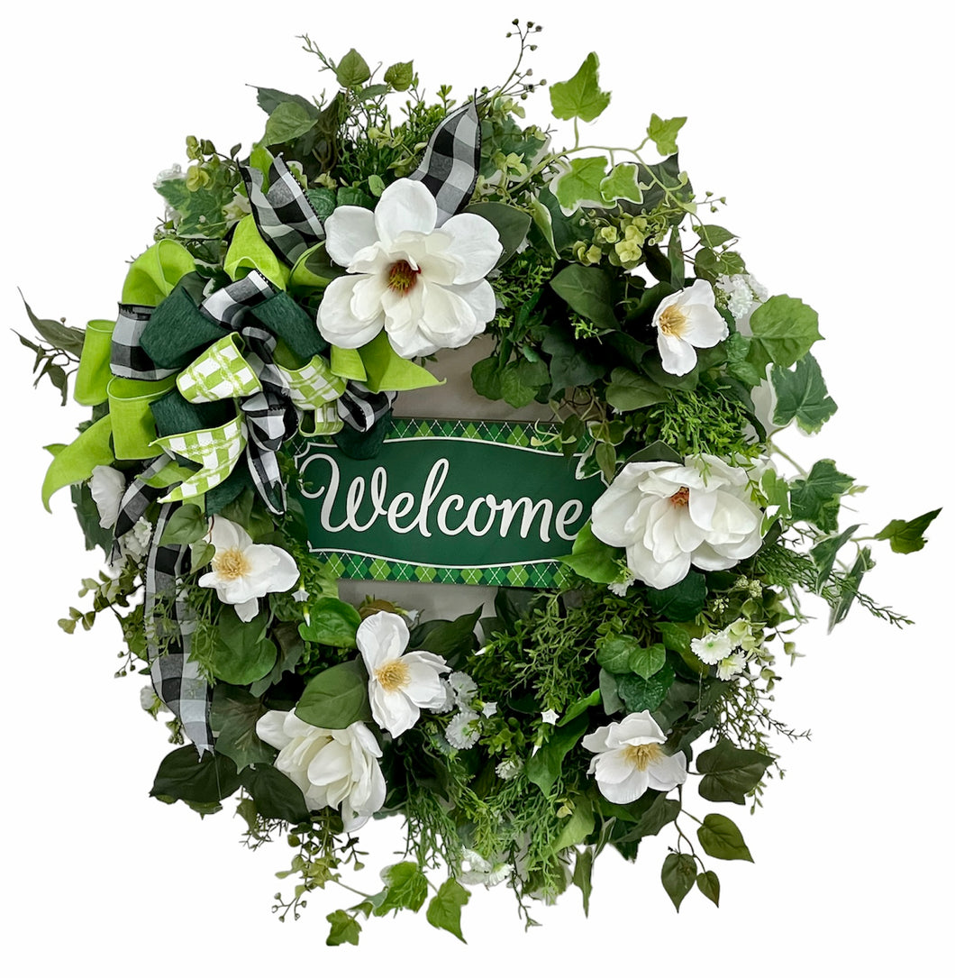 Green and White Silk Floral Wreath with Welcome Plaque/Eng289