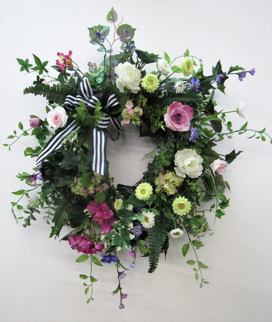 Gallery/Eng126 - April's Garden Wreath