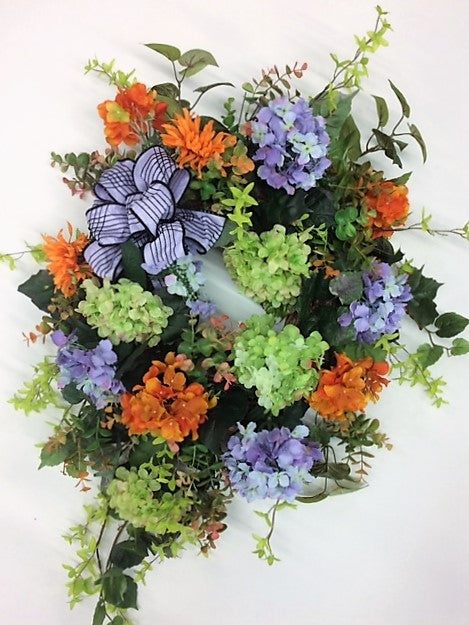 Gallery/IS07 - April's Garden Wreath