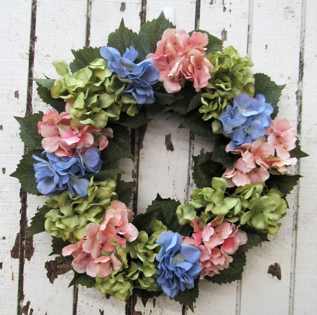Gallery/Pet07 - April's Garden Wreath