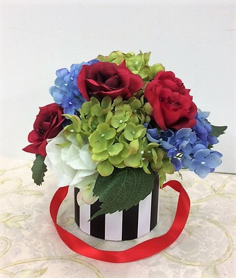 Blue Green Hydrangea and Red Cream Rose Petite Silk Floral Arrangement/RA11 - April's Garden Wreath