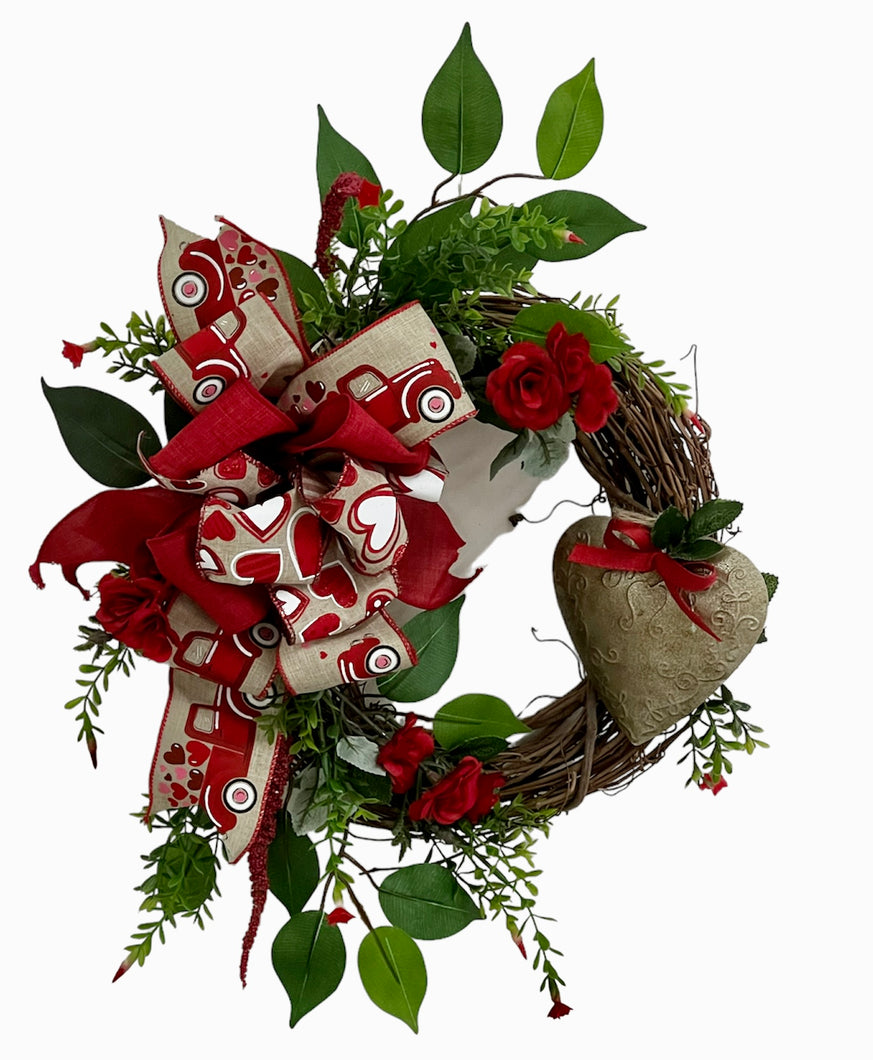 Crescent Mini Red Rose Valentine Wreath/Val89
