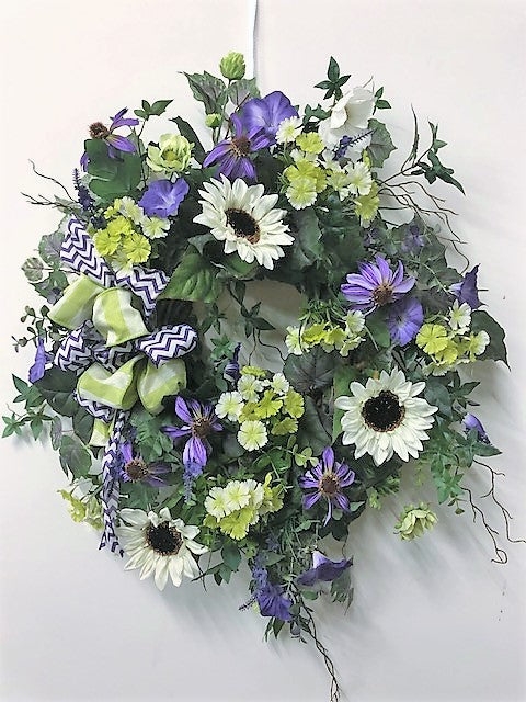 Gallery Ver72 - April's Garden Wreath