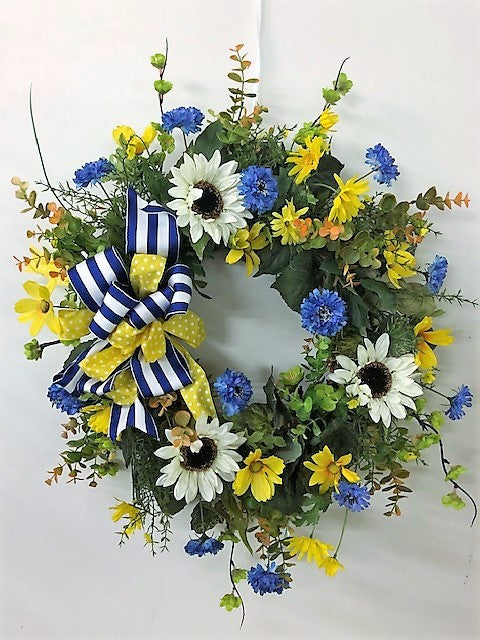 GalleryVer99 - April's Garden Wreath