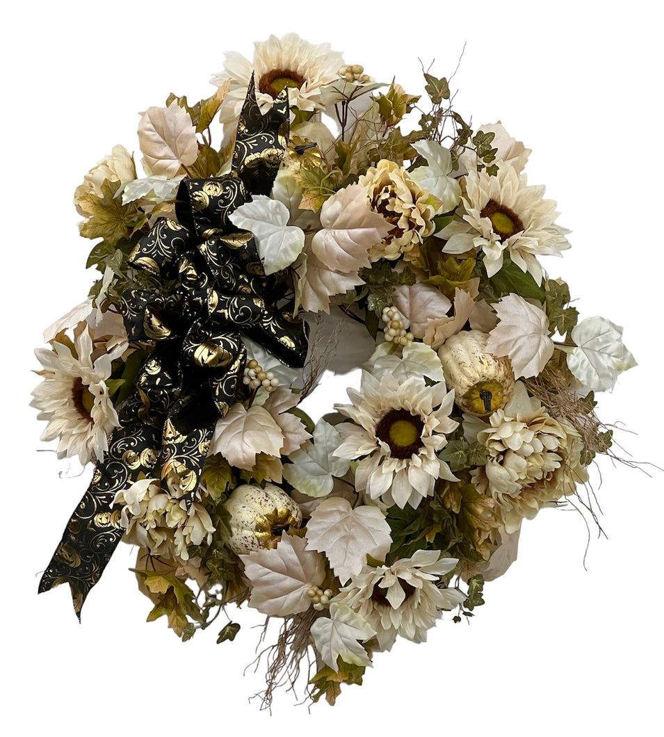 Cream Fall Wreath/Hal32